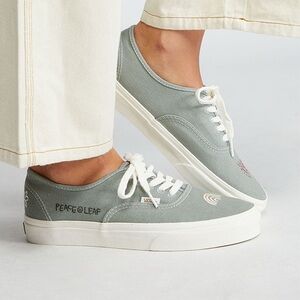 NWT~Vans Eco Theory Sneakers sage green Sz 9.5